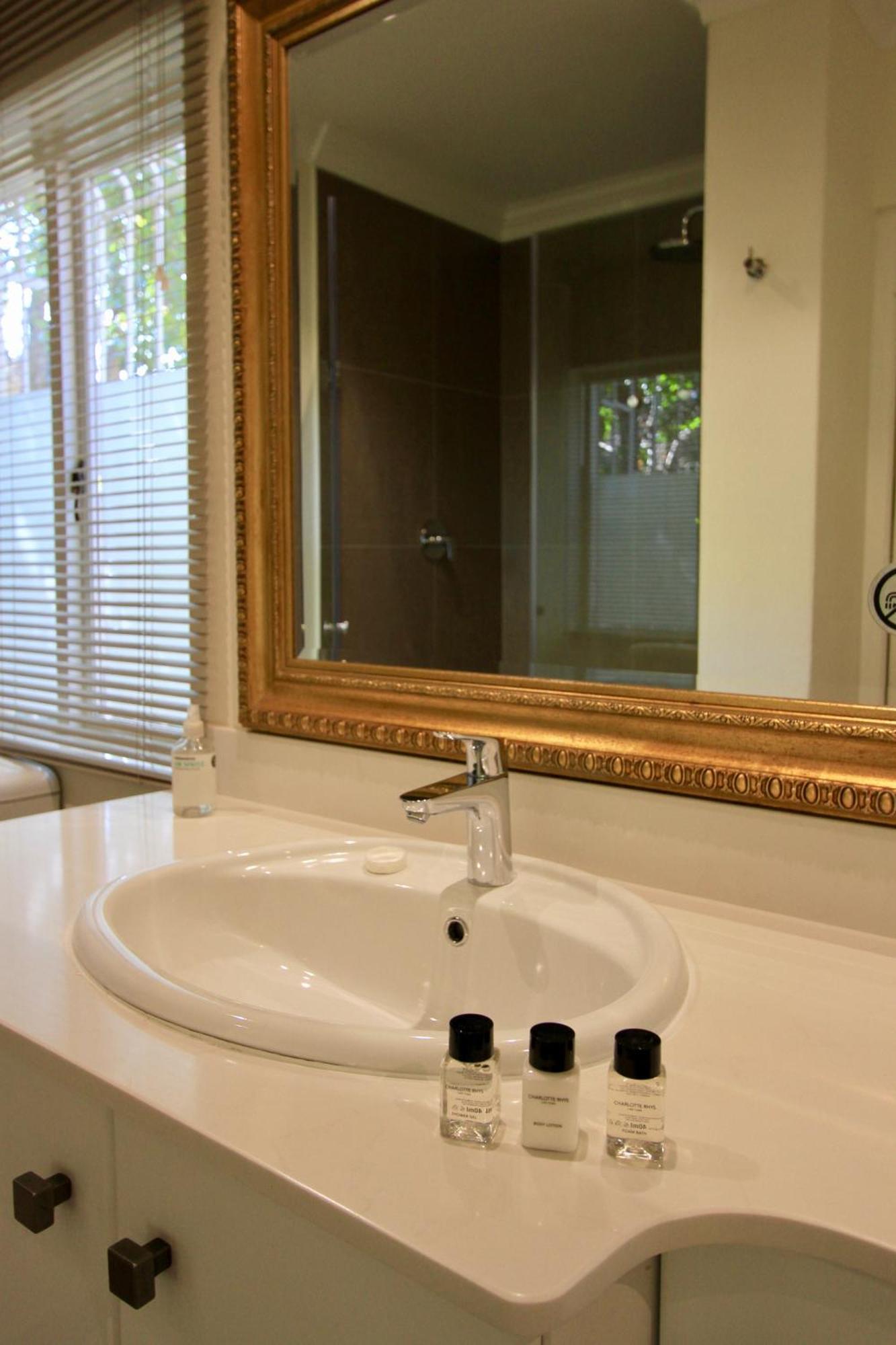 Melrose Place Boutique Hotel Йоханнесбург Номер фото
