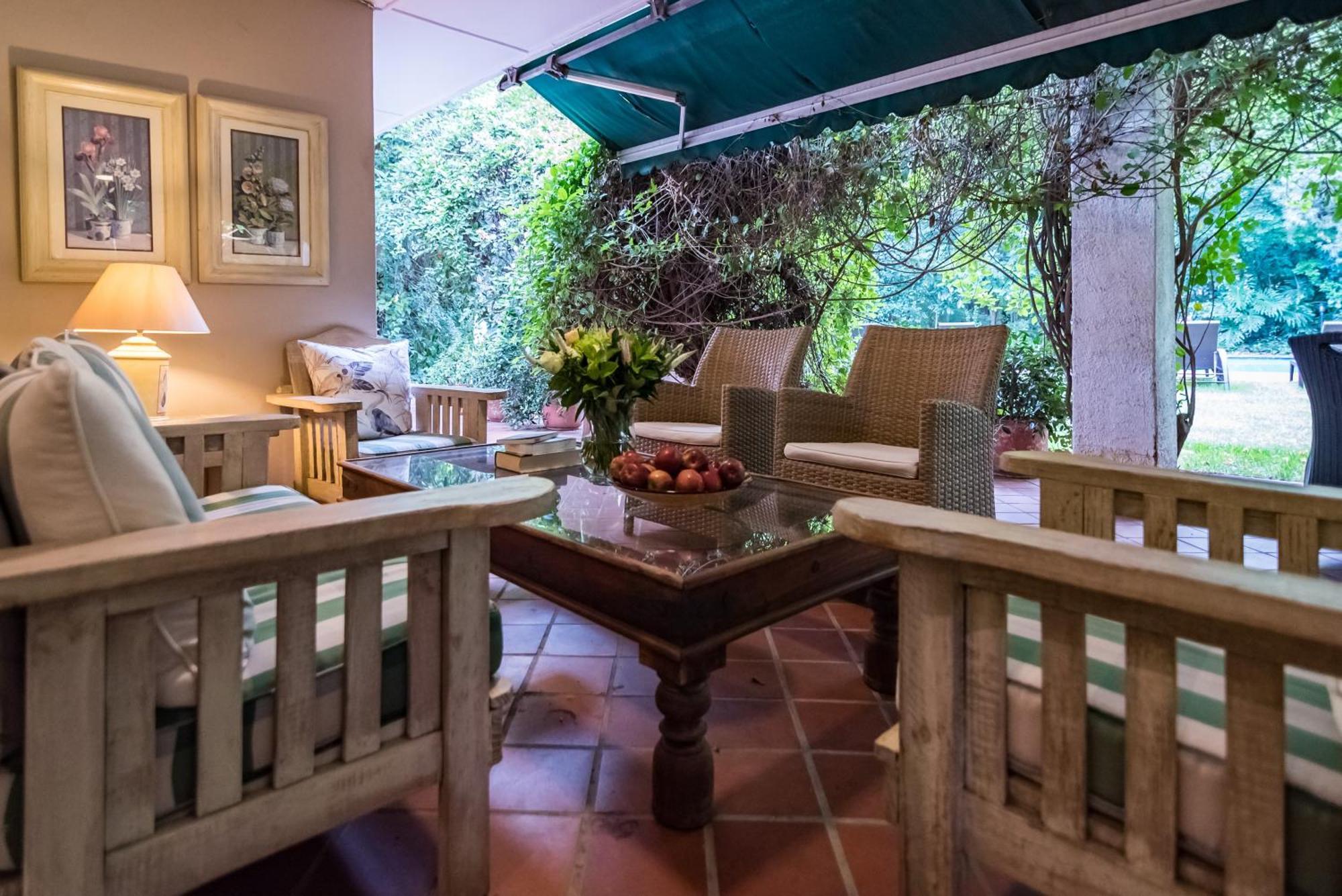 Melrose Place Boutique Hotel Йоханнесбург Экстерьер фото